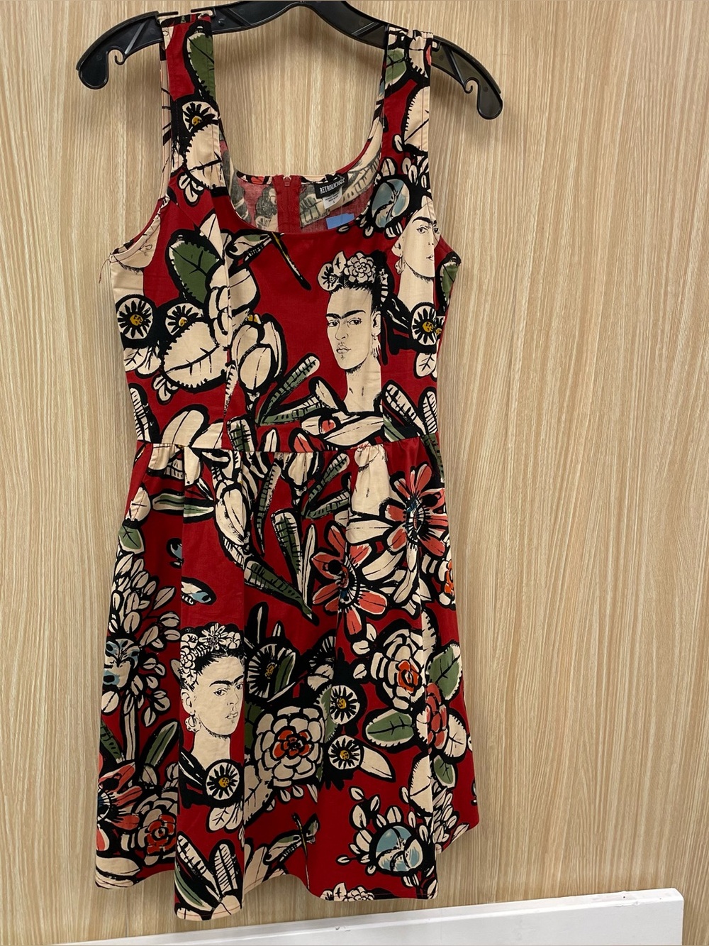 Retrolicious red print dress size large